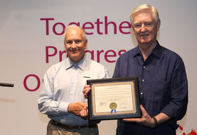 On behalf of the Mayor of the City of San Jose, Mr Sam Liccardo and the City Council, the International Program Manager of the City of San Jose, Mr Joseph Hedges presents a Commendation to the AYO. Pictured here are Mr Joseph Hedges (left) and Mr Richard Pontzious (right).